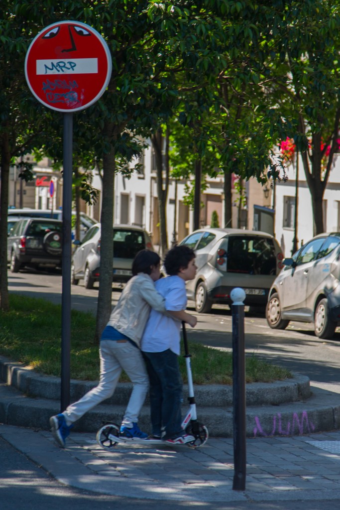 Street art Clet L'observateur