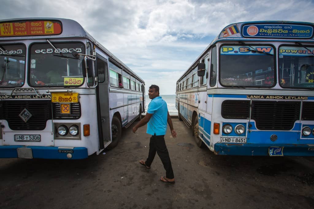 bus sri lanka